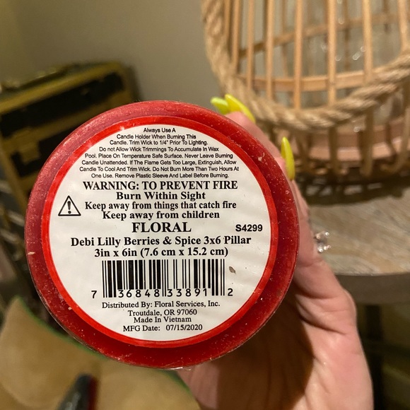 Lantern style Candle holder - Picture 4 of 7